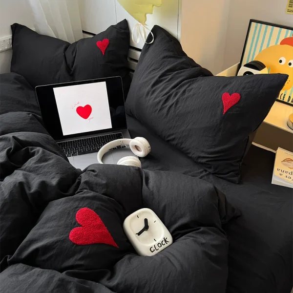 Cool Black Duvet Cover Set Ins Nordic Embroidery Heart Bed Sheet Set Of Four Pieces Home Luxury Bedding Set For Girls - Image 2