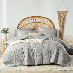 Tufted Boho Comforter Set - Farmhouse Shabby Chic Embroidery Bed Set, Soft Jacquard Comforter, Queen, King